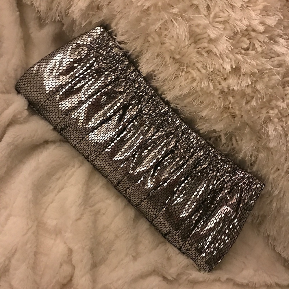 Silver Clutch
